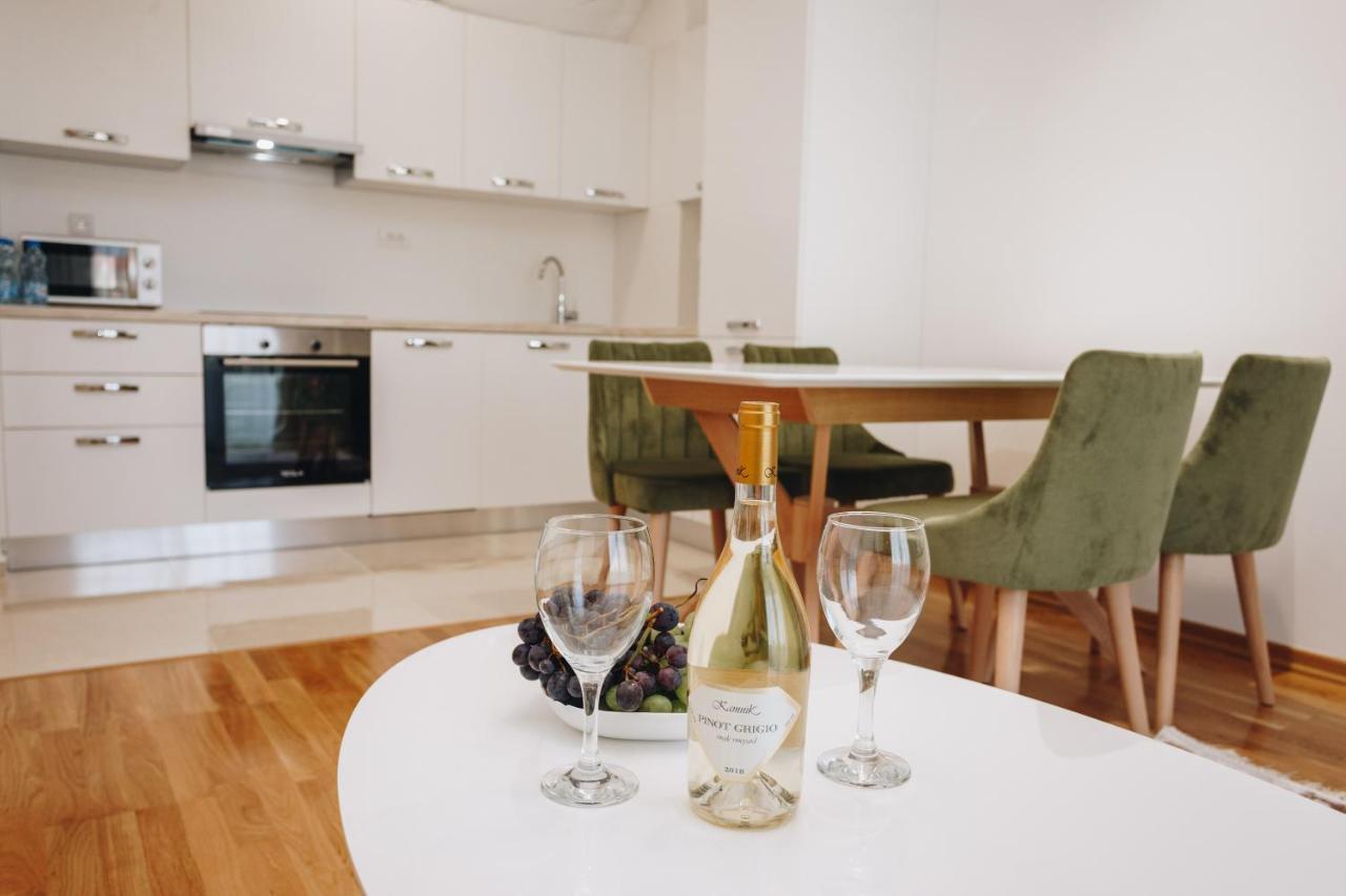 Status-M Apartments Bečići Eksteriør bilde