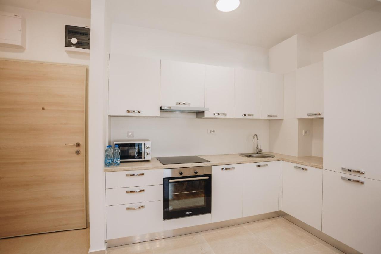 Status-M Apartments Bečići Eksteriør bilde